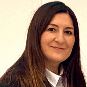 Oesnur-Karagoez-400×400